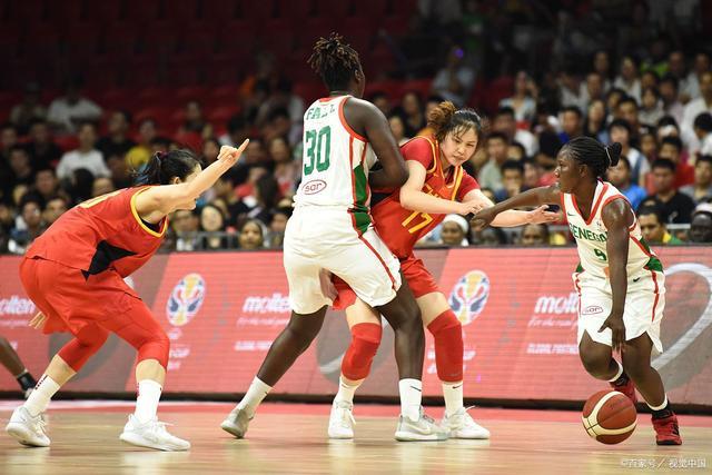 中国女篮vs美篮比赛