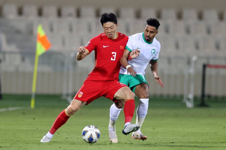 中国vs沙特足球交锋的相关图片