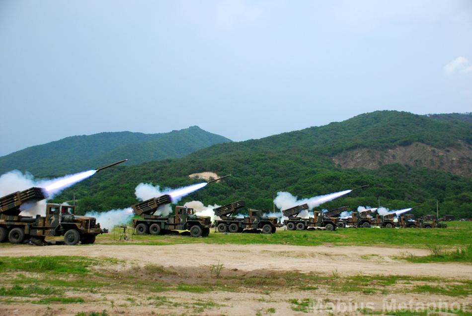 中国兵器vs韩国士兵视频的相关图片
