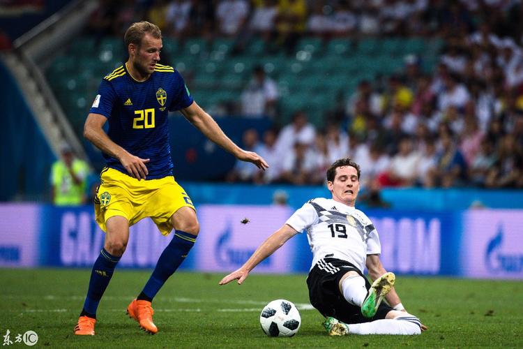 德国vs瑞典骏驰足球的相关图片